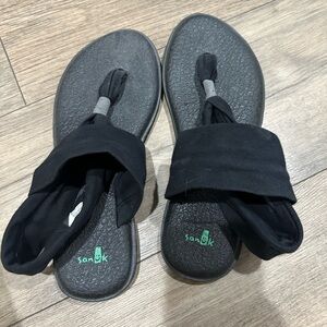 Sanuk yoga sling sandal